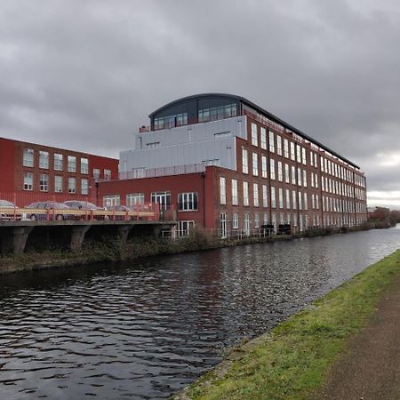 Canal Side Apartment By Serviced Living Liverpool Extérieur photo